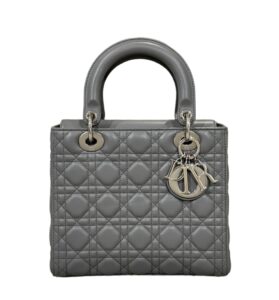 [탑티어/해외배송]디올 레이디 디올 미디엄 백(스톤 그레이 은장/까나쥬/램스킨)