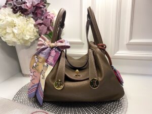 [국내배송]에르메스 린디백 끌레망스 미듐사이즈+트윌리+말참증정