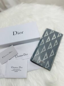 [국내배송]디올 다이아 캔버스 장지갑