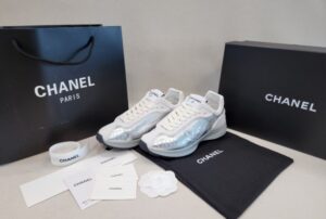 [국내배송]샤넬 카프스킨 크루즈 컬렉션 스니커즈