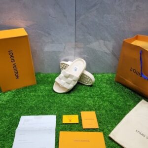 [국내배송]루이비통 24SS 워터프론트 뮬