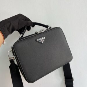 [국내배송]프라다 크로스백 현존 최상급