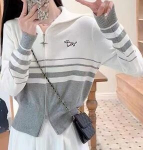 [국내배송]톰브라운 T 헥터 하프배색 투웨이집업 니트