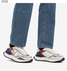 [국내배송]발렌티노 [VALENTINO] 수입프리미엄급 오버사이즈 로고 빈티지 러너