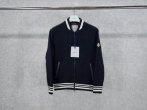 [국내배송]몽클레어 울 집업 카디건 구스다운 패딩