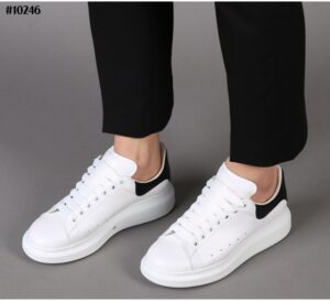 [국내배송]알렉산더맥퀸 오버솔 스니커즈 화이트 블랙탭