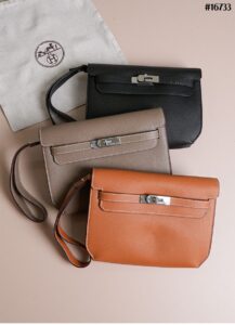 [국내배송]에르메스 켈리 데페쉬 25 파우치 클러치백