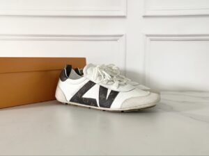 [국내배송]루이비통 LV 스니커리나 화이트