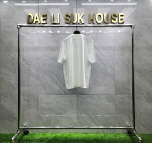 [국내배송]벨루티 24SS 포켓로고 반팔 티셔츠