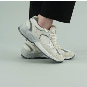 [국내배송]골든구스 Goose Dad-Star 로우 탑 스니커즈