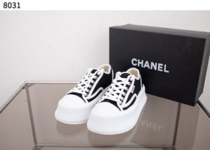[국내배송]샤넬 통굽 캔버스 스니커즈