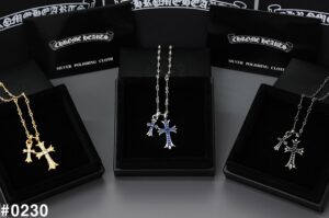 [국내배송]크롬하츠 CH 타이니 크로스 파베다이아 펜던트 목걸이