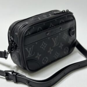 [국내배송]루이비통 M82544 나노알파 크로스백