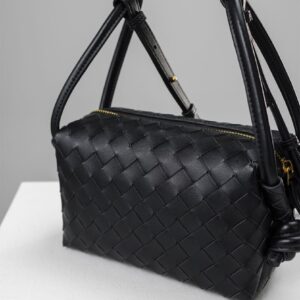 [국내배송]보테가베네타 [BOTTEGA VENETA] 수입프리미엄급 미니 루프 카메라 백