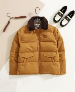 [국내배송]미우미우 [ MIU ] 여성 수입 로고 자수 개버딘 패딩 다운자켓