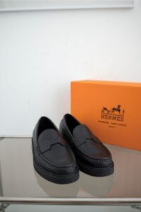 [국내배송]에르메스 남성 로퍼 기욤