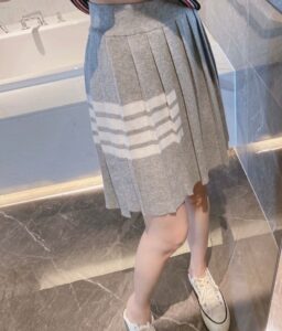 [국내배송]톰브라운 플리츠 니트 스커트