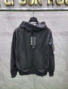 [국내배송]스톤 아일랜드 나슬란 와트로 후드재킷