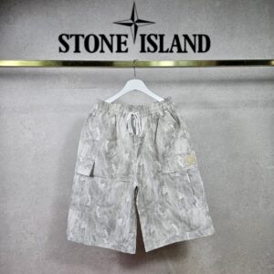 [국내배송]스톤아일랜드 물 워싱 버뮤다 카고 밴딩 팬츠