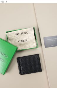 [국내배송]보테가베네타 [BOTTEGA VENETA] 수입프리미엄급 인트레치아토 머니클립