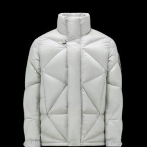 [국내배송]몽클레어 x 퍼렐 윌리엄스 오크 쇼트 다운 자켓