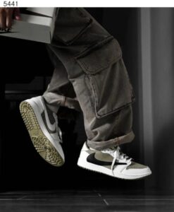 [국내배송]나이키 [NIKE] 수입고급 에어조던 1 로우 골프 x Travis Scott 트래비스 스캇 Neutral Olive