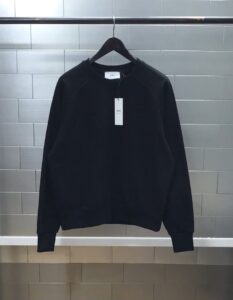 [국내배송]아미 24FW 드꾀흐 스웻맨투맨