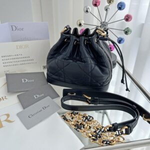 [국내배송]디올 졸리 버킷 스몰 반수공