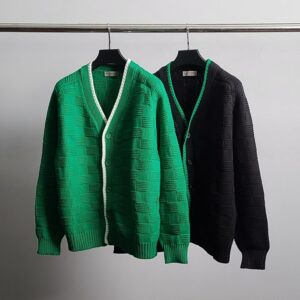 [국내배송]보테가 베네타 엠보사각 가디건