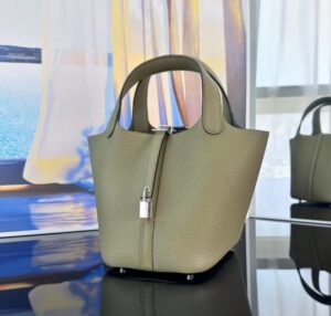 [국내배송]에르메스 피코탄 18