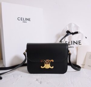 [국내배송]셀린느 틴 샤이니 카프스킨 트니옹프백 스몰