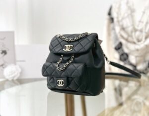 [국내배송]샤넬 듀마 백팩 램스킨 블랙 금장 AS2908