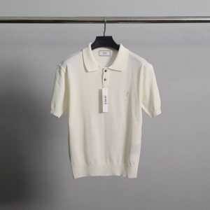 [국내배송]아미 화이트 하트자수 린넨 반팔 카라 니트