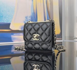 [국내배송]샤넬 트렌디CC 미니 체인 숄더백 블랙 A81633