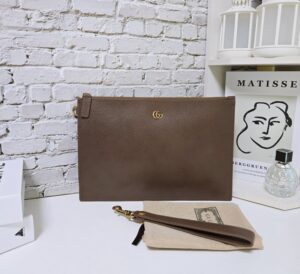 [국내배송]구찌 마몽 GG 클러치백 카키 브라운