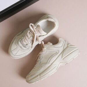 [국내배송]구찌 라이톤 더티 레더 스니커즈