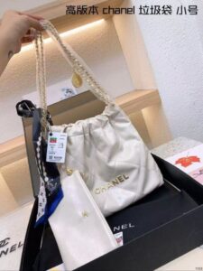 [국내배송]샤넬 22백