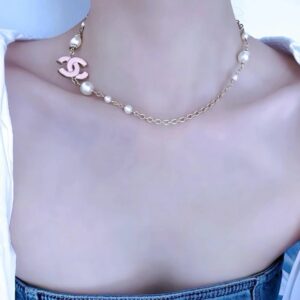 [국내배송]샤넬 로고에나멜 진주 네크리스 목걸이