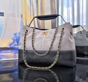 [국내배송]샤넬 25A 스웨이드 투톤 쇼퍼백 스몰 AS5634