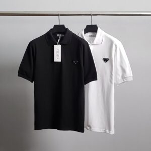 [국내배송]프라다 로고와펜 PK 반팔 카라티