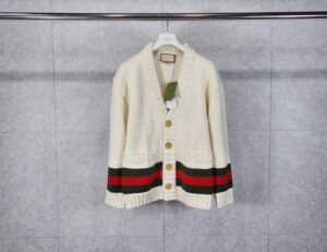 [국내배송]구찌 캐시미어 V넥 웹 디테일 가디건