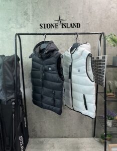 [국내배송]스톤아일랜드 경량 후드조끼
