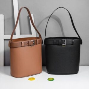 [국내배송]프라다 벨트 버킷백