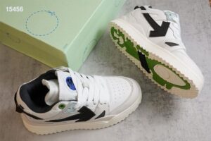 [국내배송]오프화이트 스폰지 미드탑 화이트