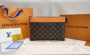 [국내배송]루이비통 포쉐트 보야주 수플 클러치백 14057 (최상위버전)