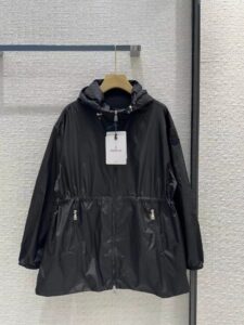 [국내배송]몽클레어 웨트(WETE) 후드 숏 자켓