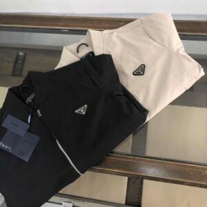 [국내배송]프라다 삼각 로고 블루종 풀집업 자켓