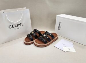 [국내배송]셀린느 티피 슬라이드 샌들 카프스킨 최상위