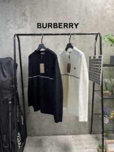 [국내배송]버버리 라인 니트